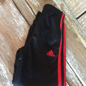 ADIDAS RED/BLK BOYS IMPACT TRICOT JOGGERS- Size 4